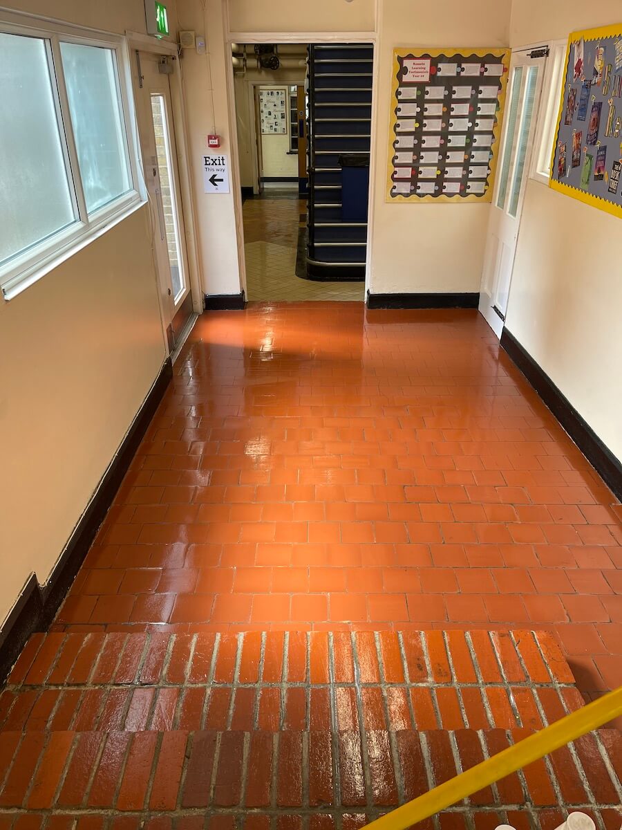 TERRACOTTA FLOOR After